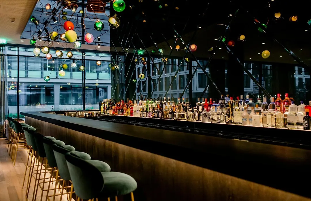 Motel One Stuttgart-Hauptbahnhof-1